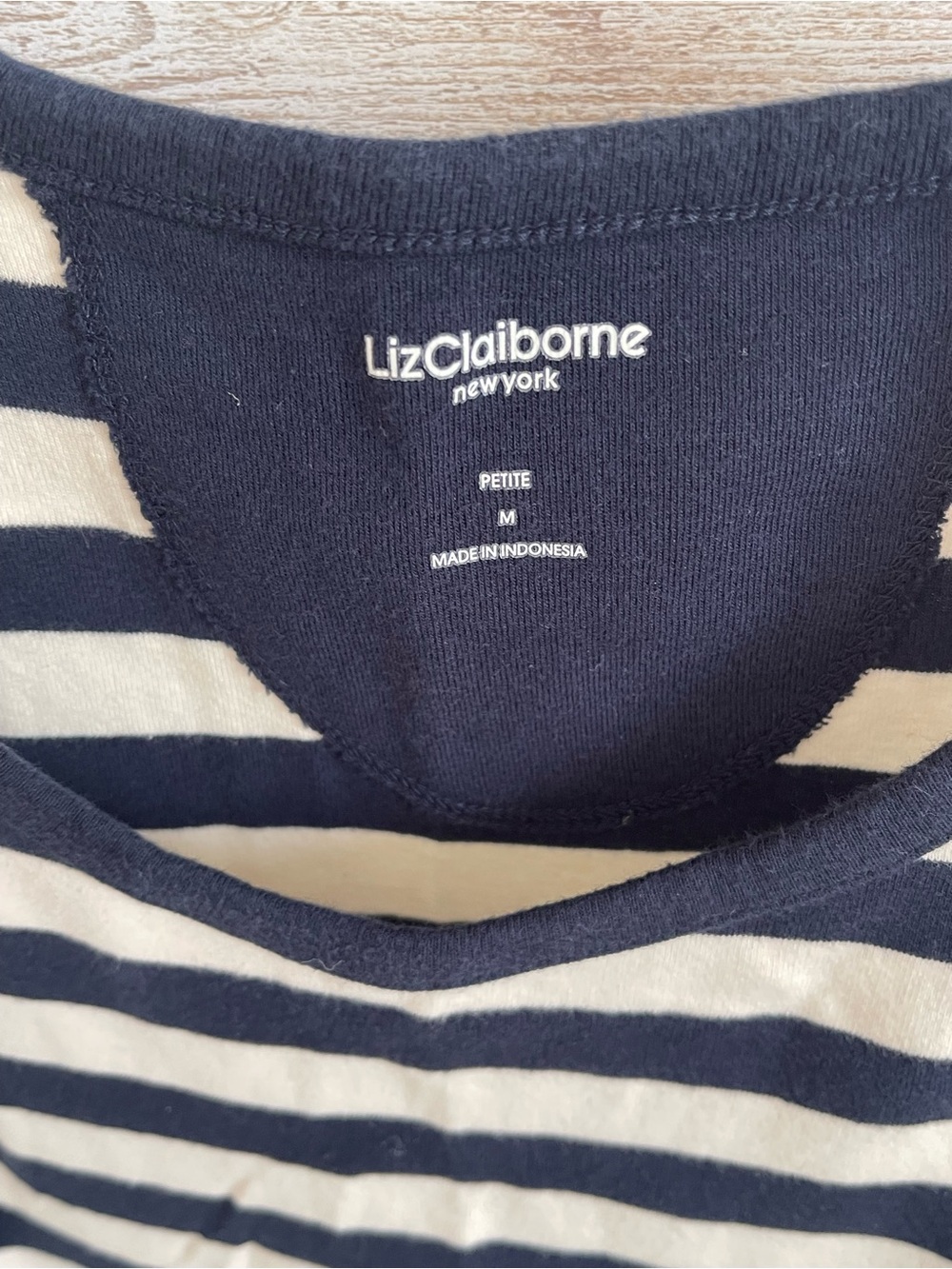 Liz Claiborne Navy and White Striped Tank Top nautical summer petite medium - Picture 3 of 8
